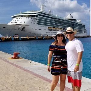 Meet your Posher, Dania